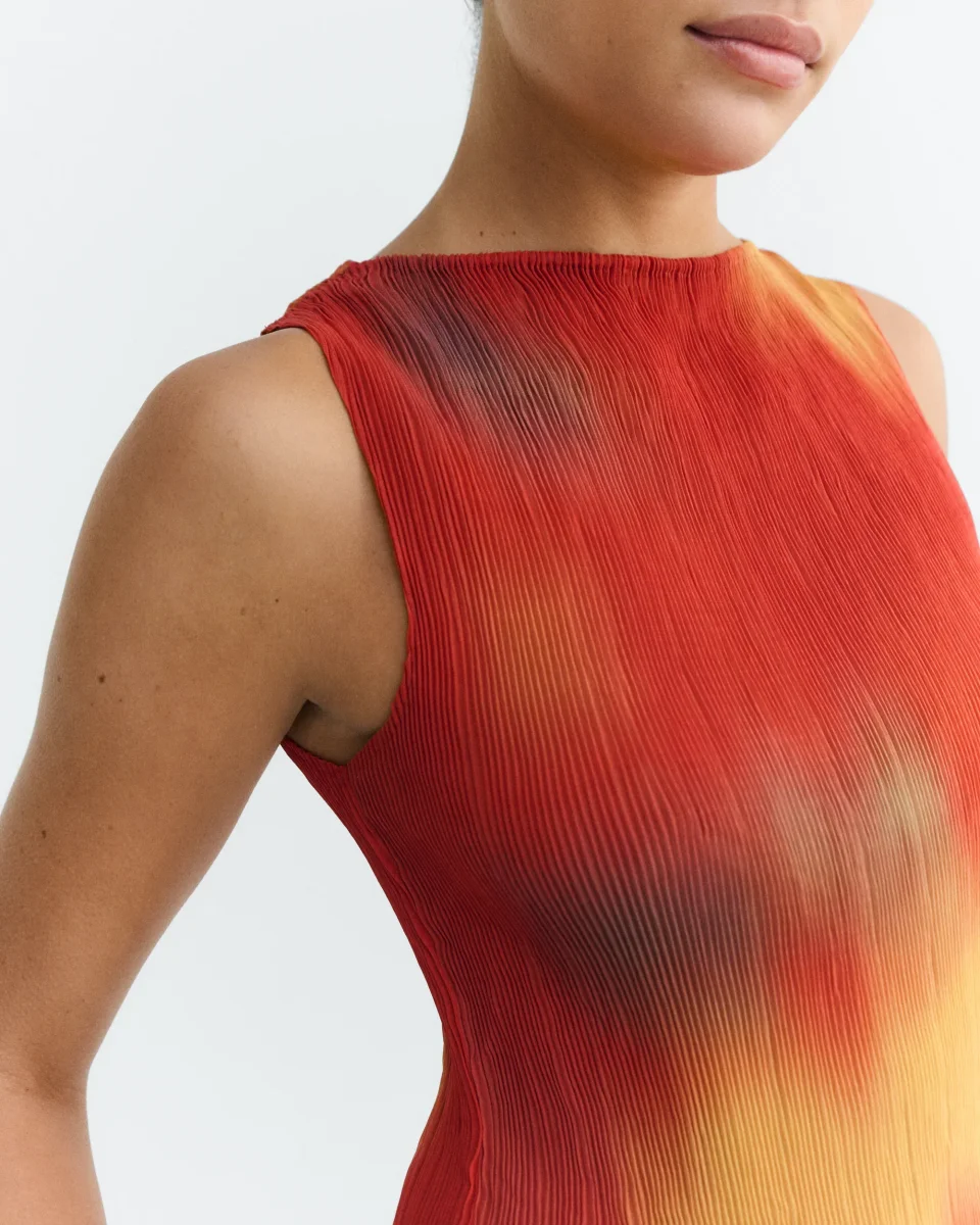 Red Flowers Pleated Dora Top - Bild 8